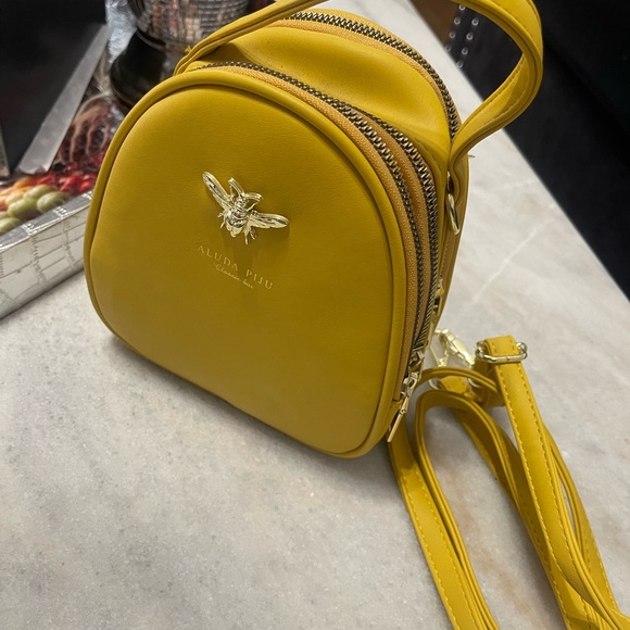 ALUDA  PIJU Yellow Mini Bag with strap crossbody - Picture 3 of 12